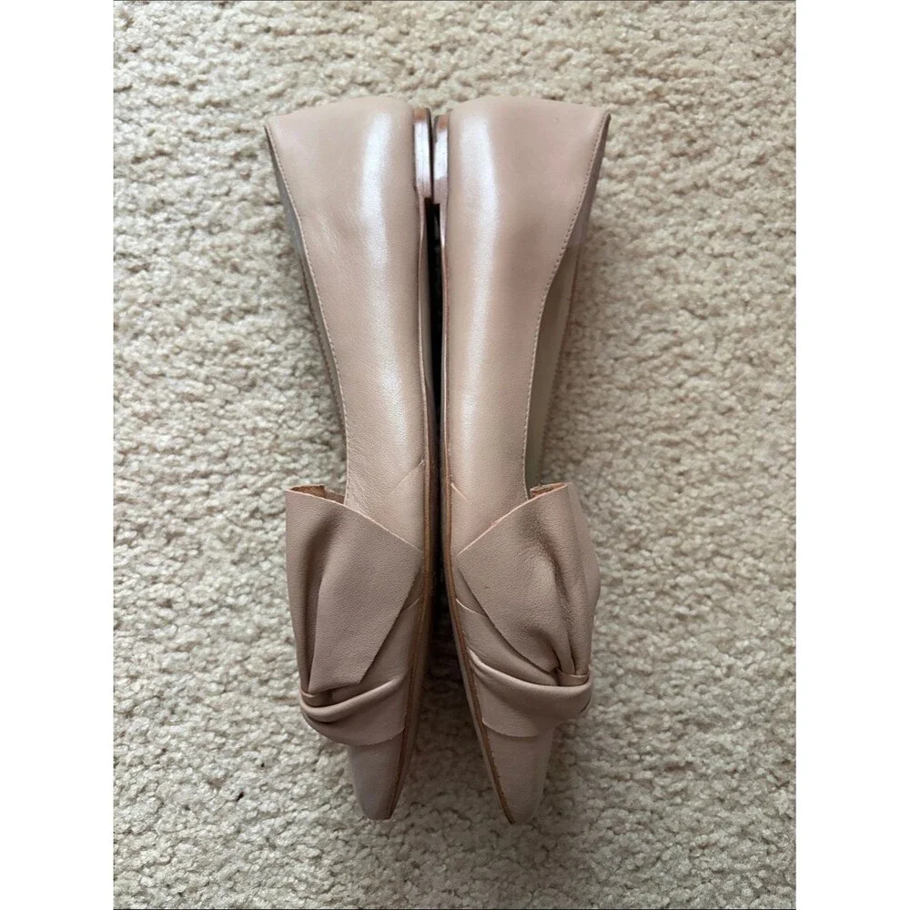 Ann Taylor Neutral Beige Pointed Toe Ballet Flat Bow Accent Sz 8